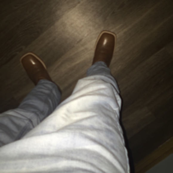 Meet your Posher, Leo - Picture 1 of 1